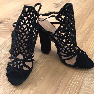 Last pair! NIB Peep Toe Cage Heel